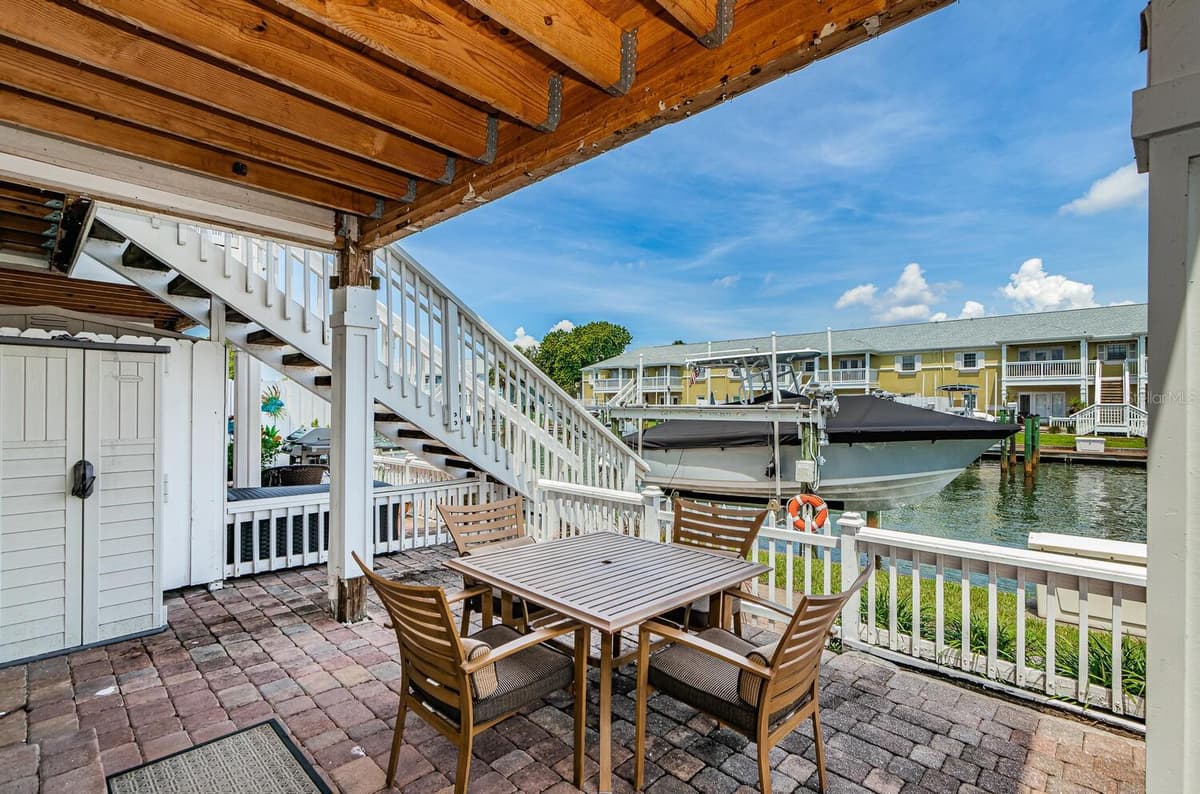 5215 COQUINA KEY DRIVE — photo 10 of 31