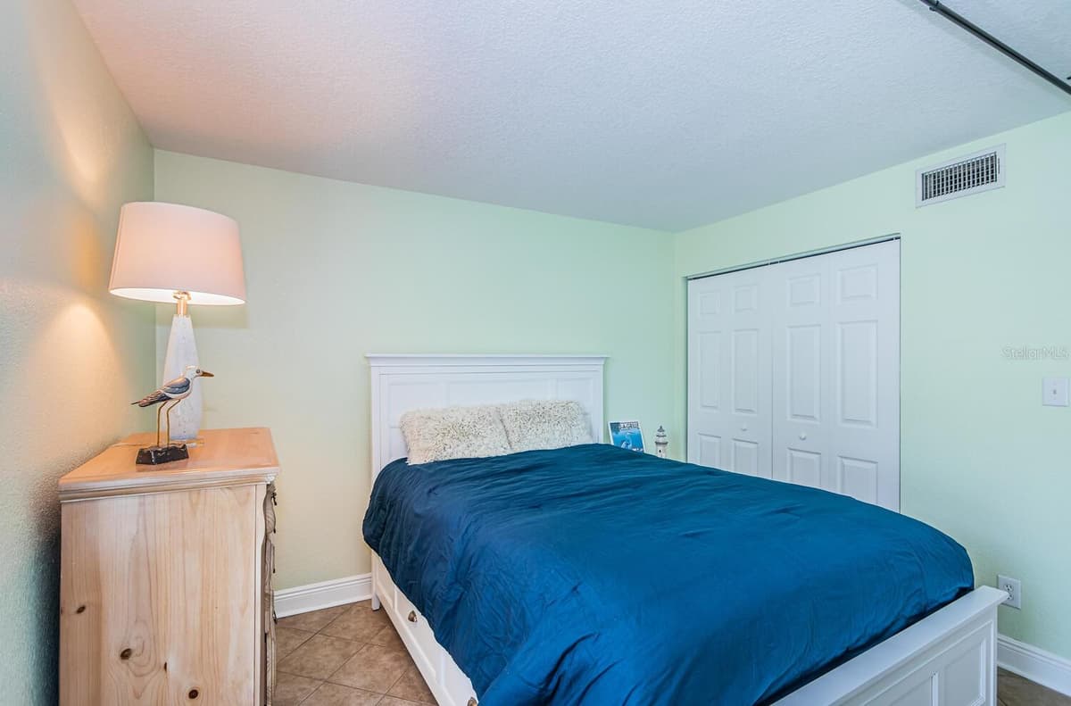 5215 COQUINA KEY DRIVE — photo 14 of 31