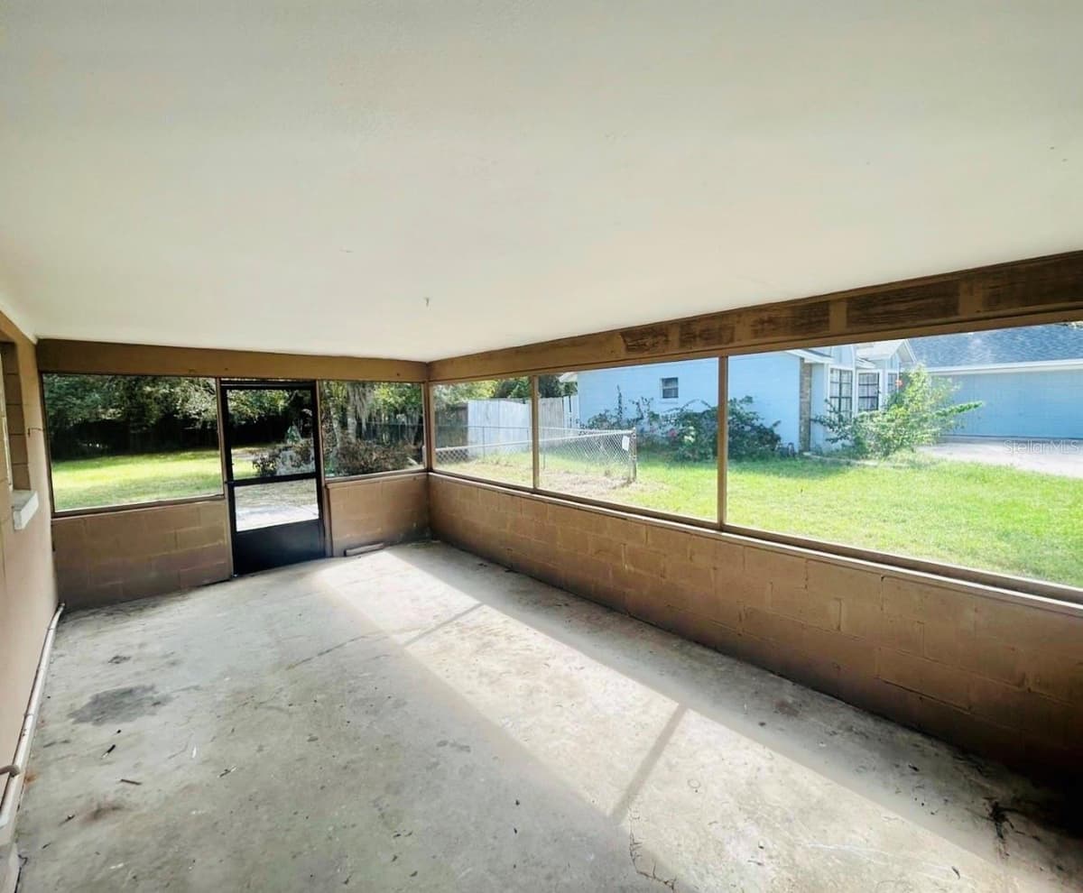 1701 MONTECITO AVENUE — photo 5 of 10