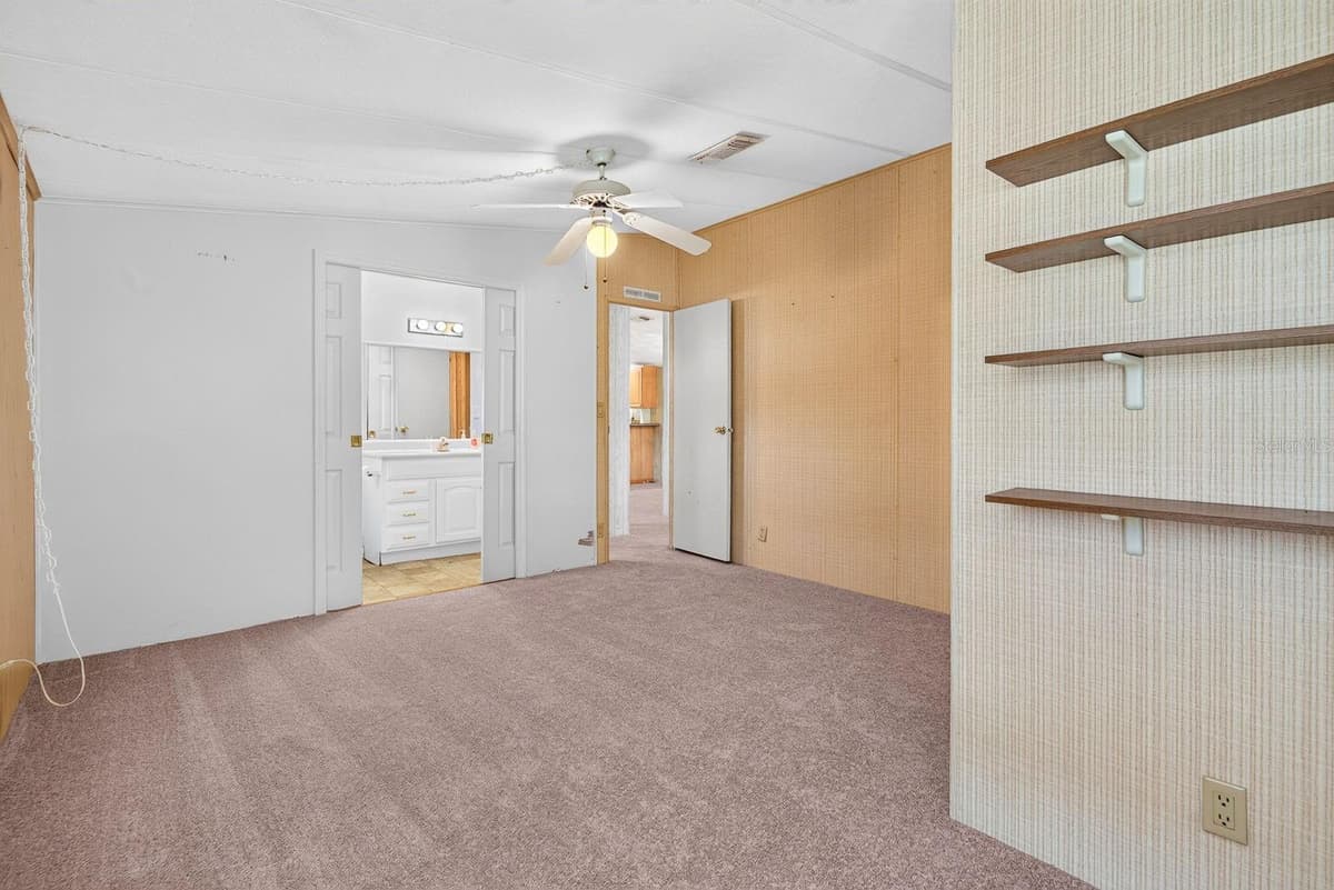 9107 34TH AVENUE — photo 26 of 49