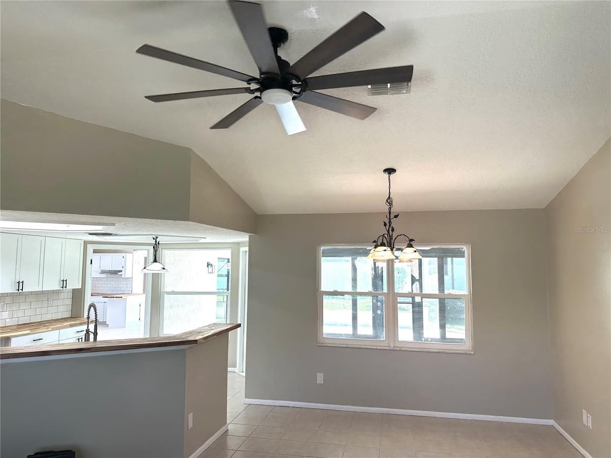 2378 CANFIELD DRIVE — photo 12 of 32