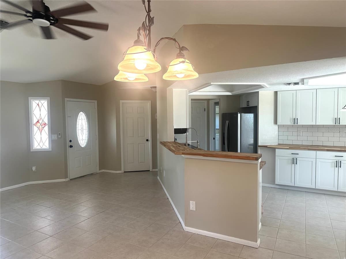 2378 CANFIELD DRIVE — photo 5 of 32