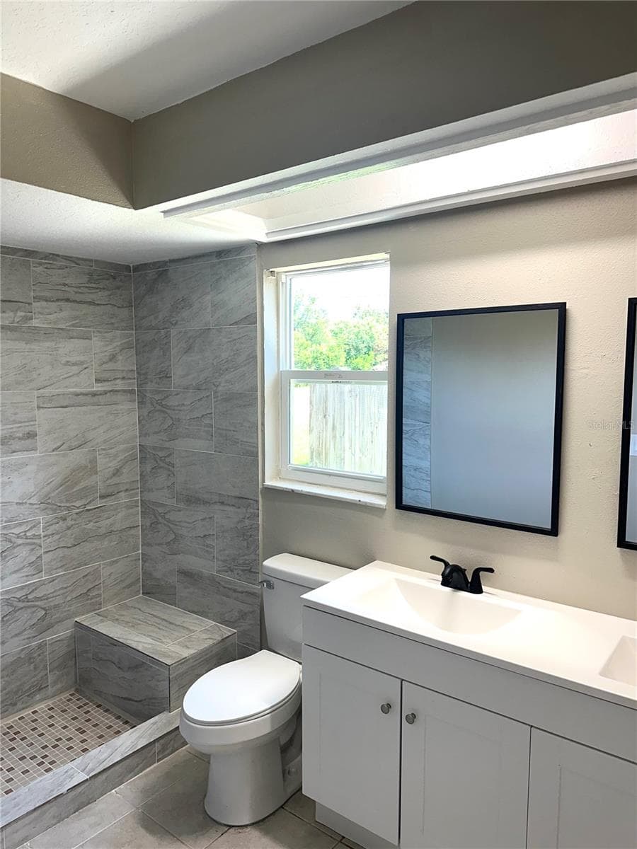 2378 CANFIELD DRIVE — photo 13 of 32