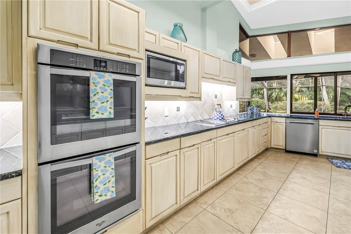 2837 SABER DRIVE — photo 43 of 93