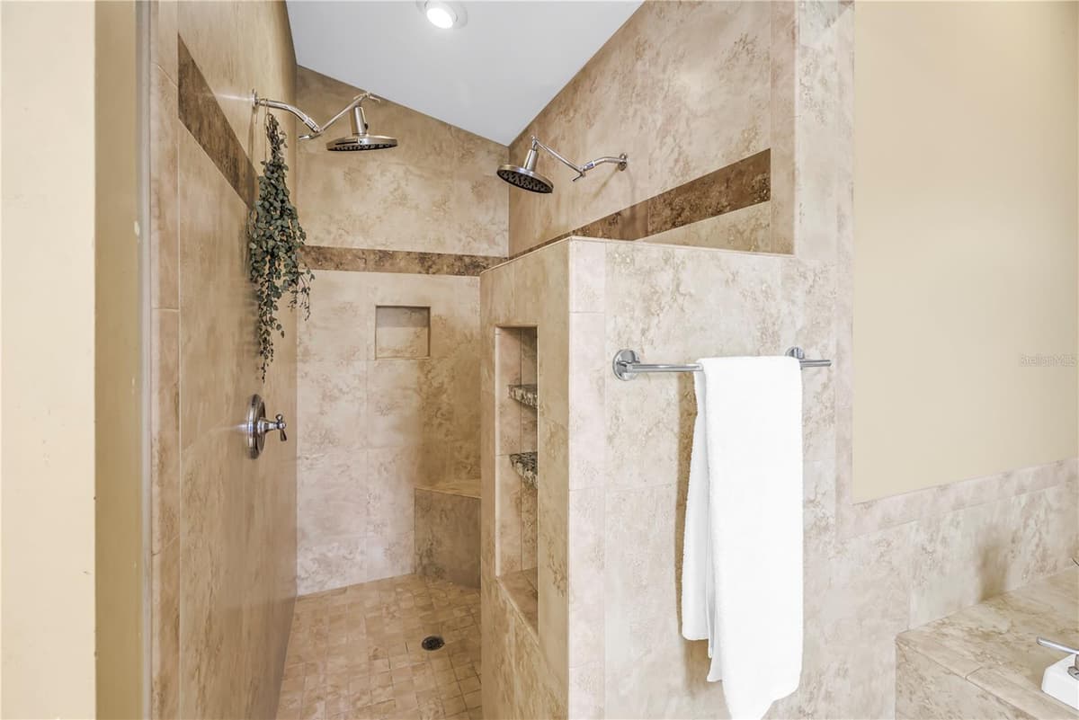 2837 SABER DRIVE — photo 28 of 93