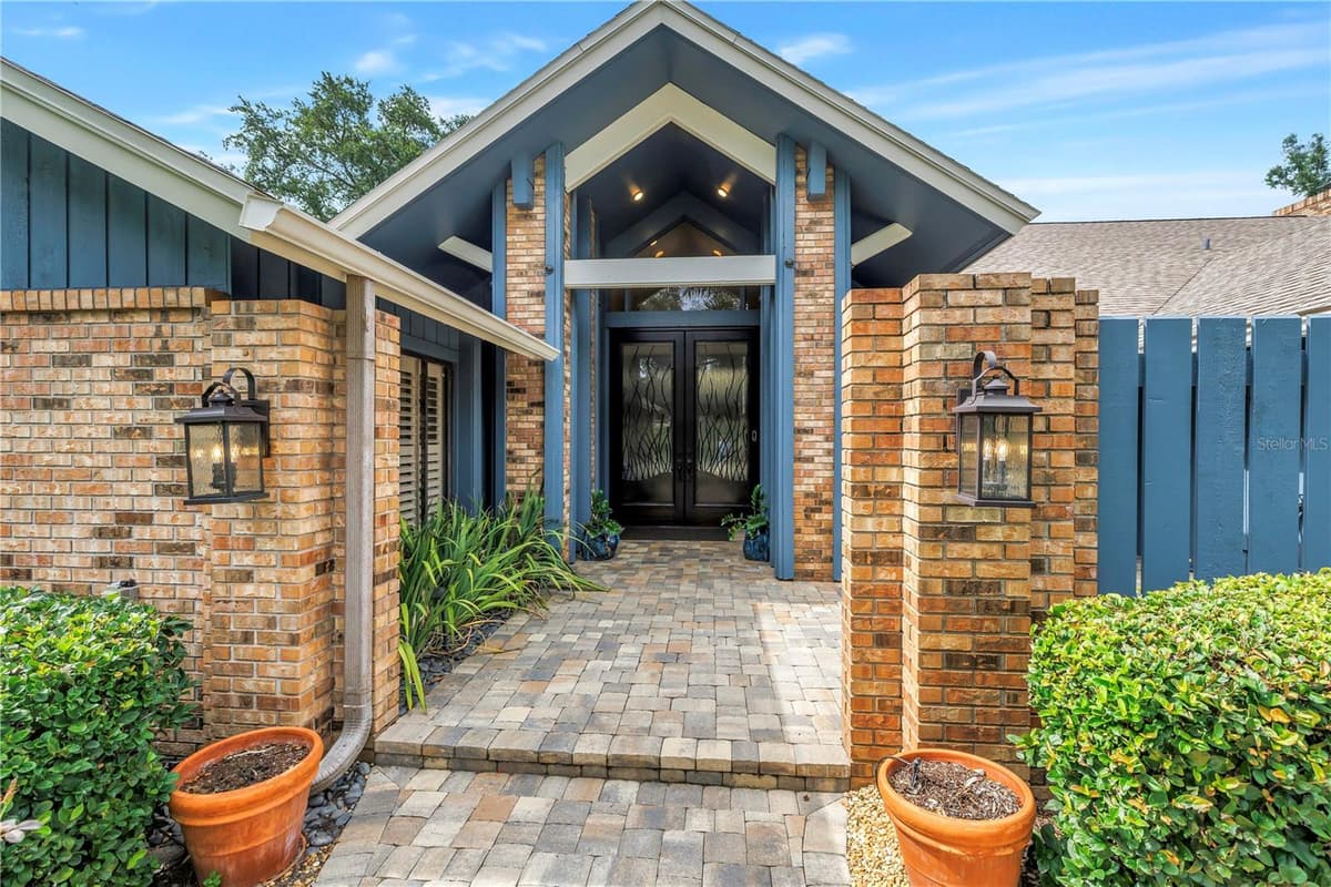 2837 SABER DRIVE — photo 7 of 93