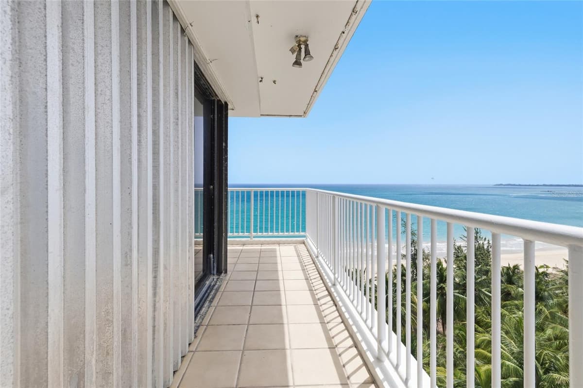 4633 ISLA VERDE AVE — photo 23 of 27
