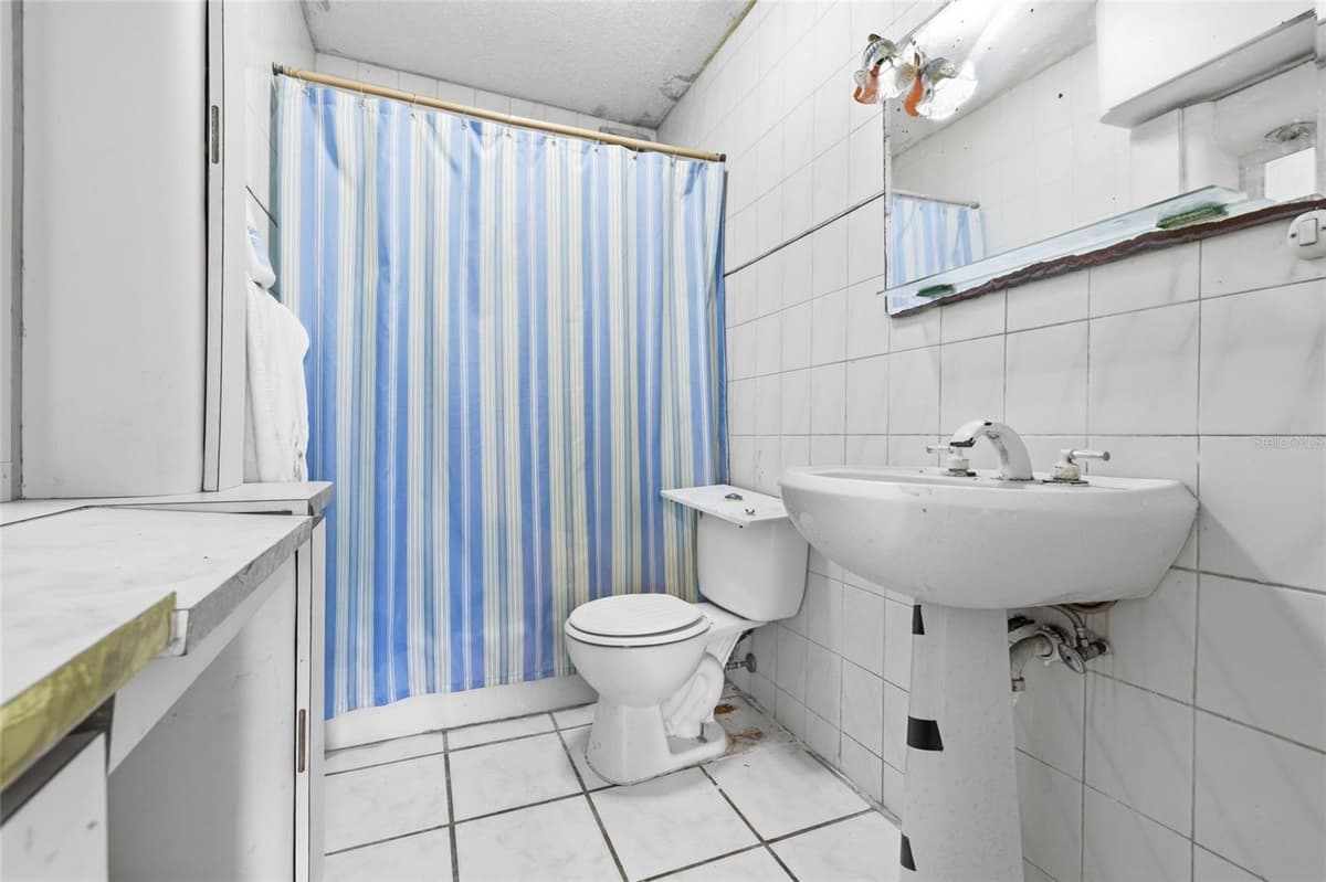 4633 ISLA VERDE AVE — photo 19 of 27