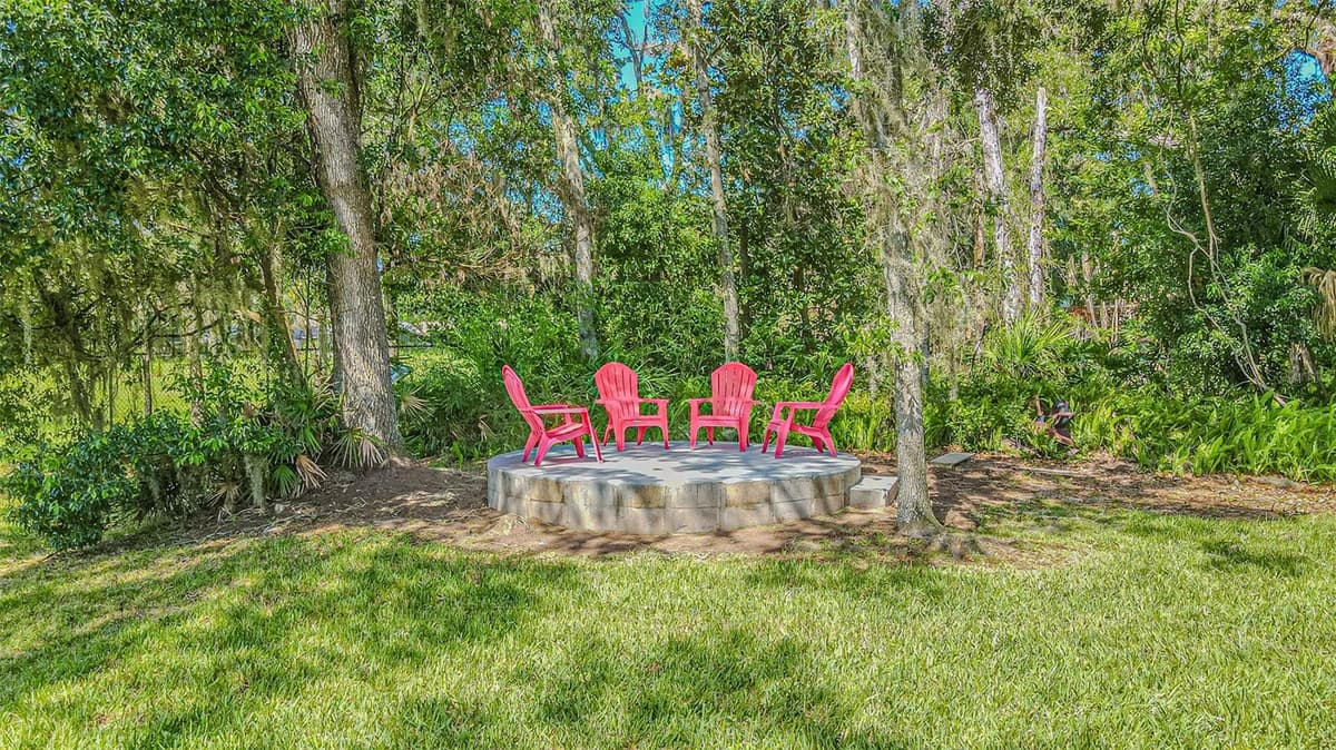 2409 FOX FOREST DRIVE — photo 30 of 35