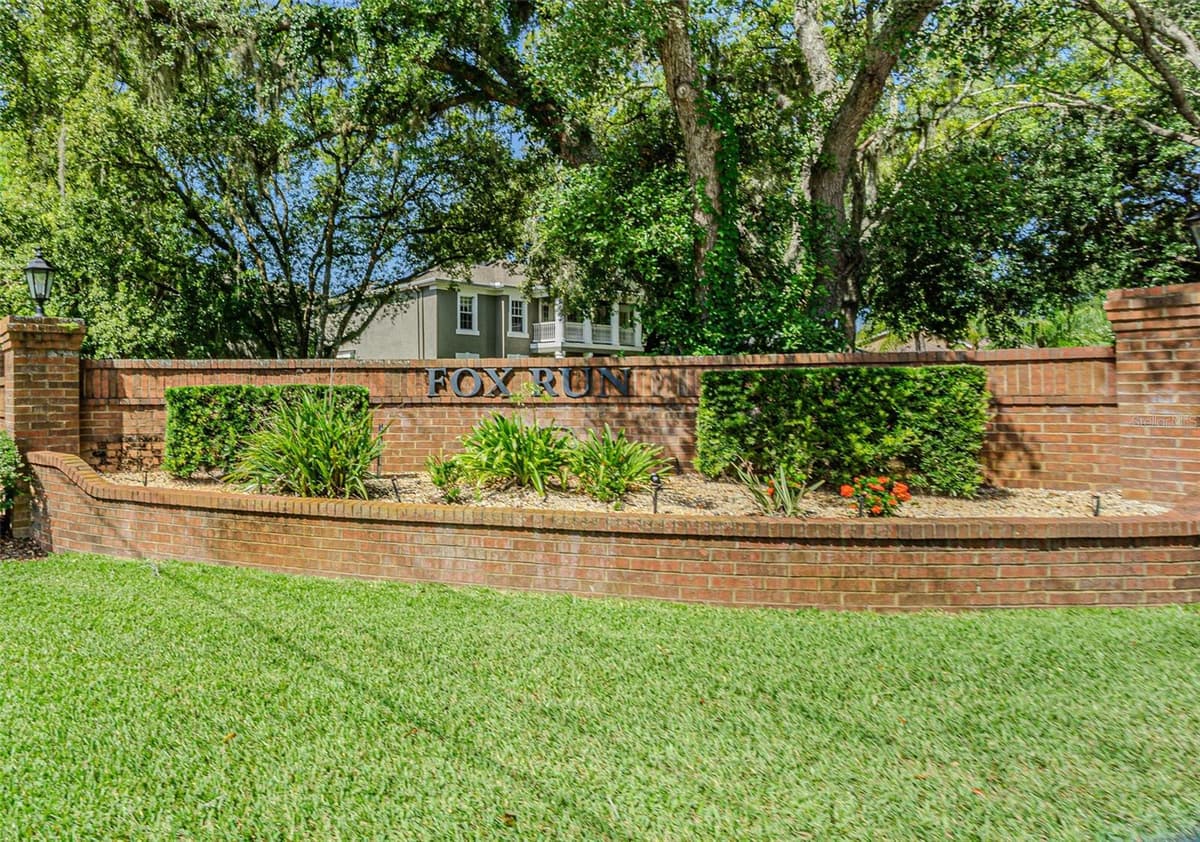 2409 FOX FOREST DRIVE — photo 31 of 35