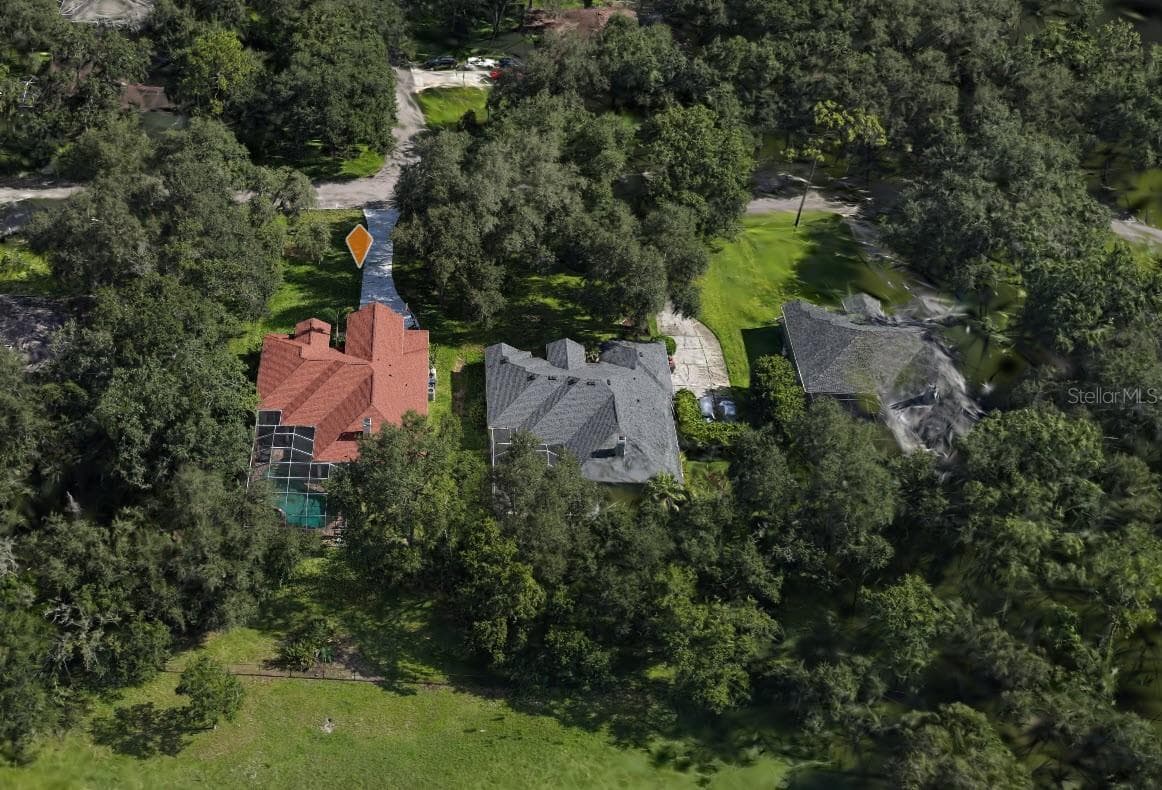 2409 FOX FOREST DRIVE — photo 33 of 35