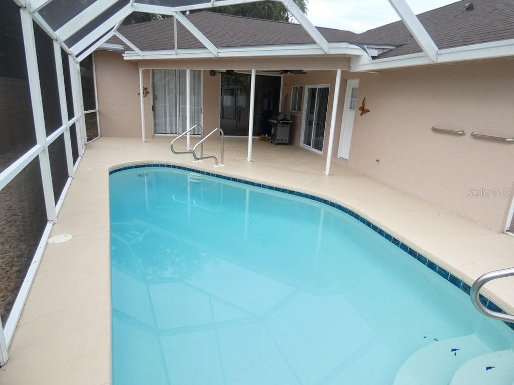 907 BRITTANY PARK BOULEVARD — photo 2 of 41
