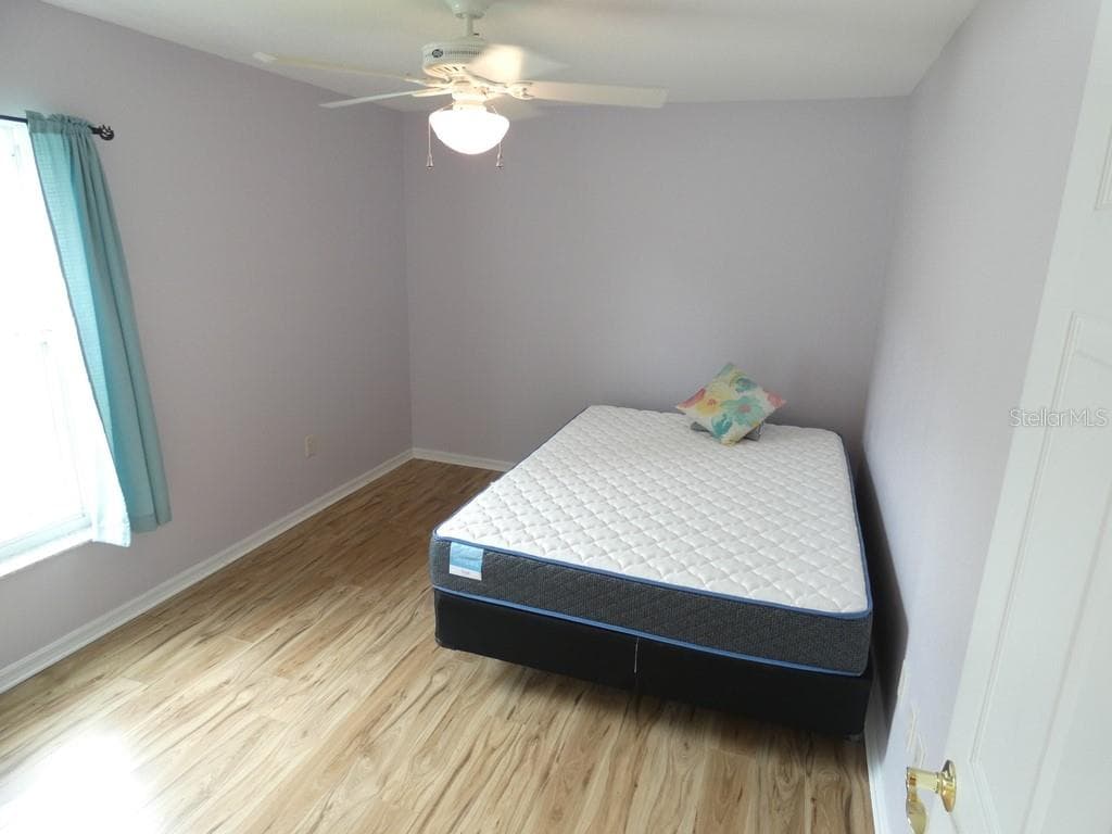 907 BRITTANY PARK BOULEVARD — photo 25 of 41