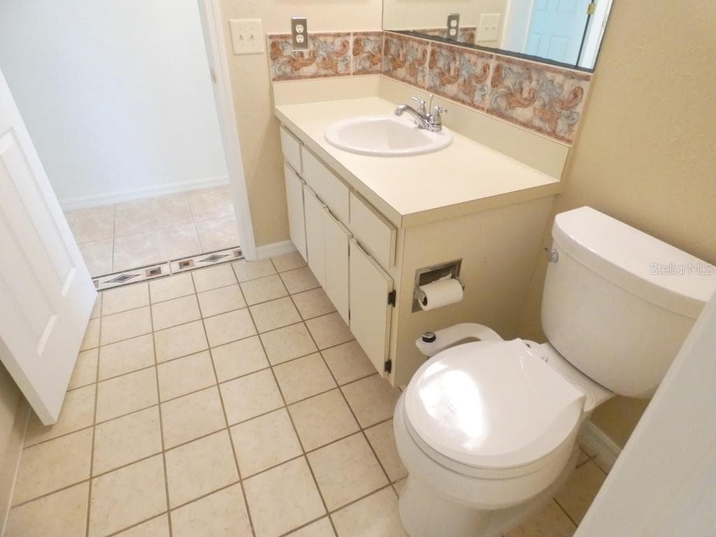 907 BRITTANY PARK BOULEVARD — photo 28 of 41