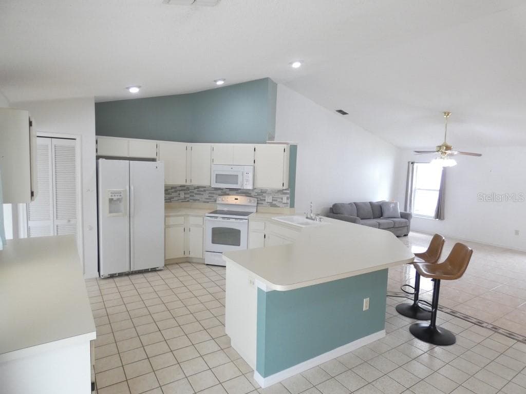 907 BRITTANY PARK BOULEVARD — photo 22 of 41