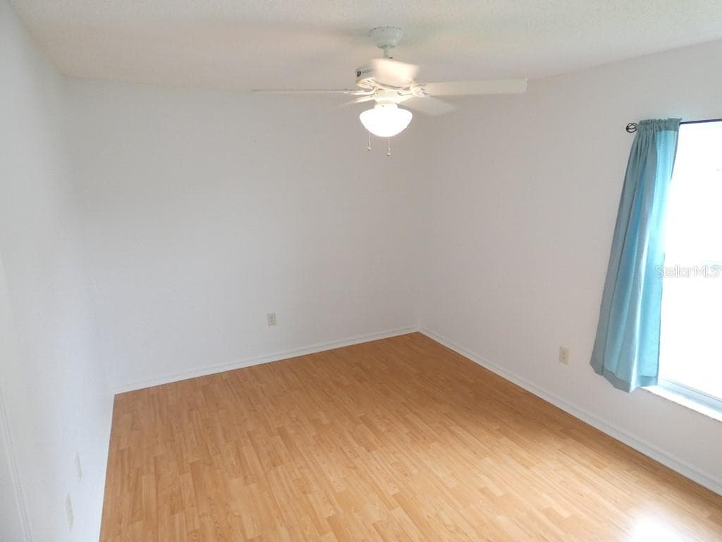 907 BRITTANY PARK BOULEVARD — photo 26 of 41