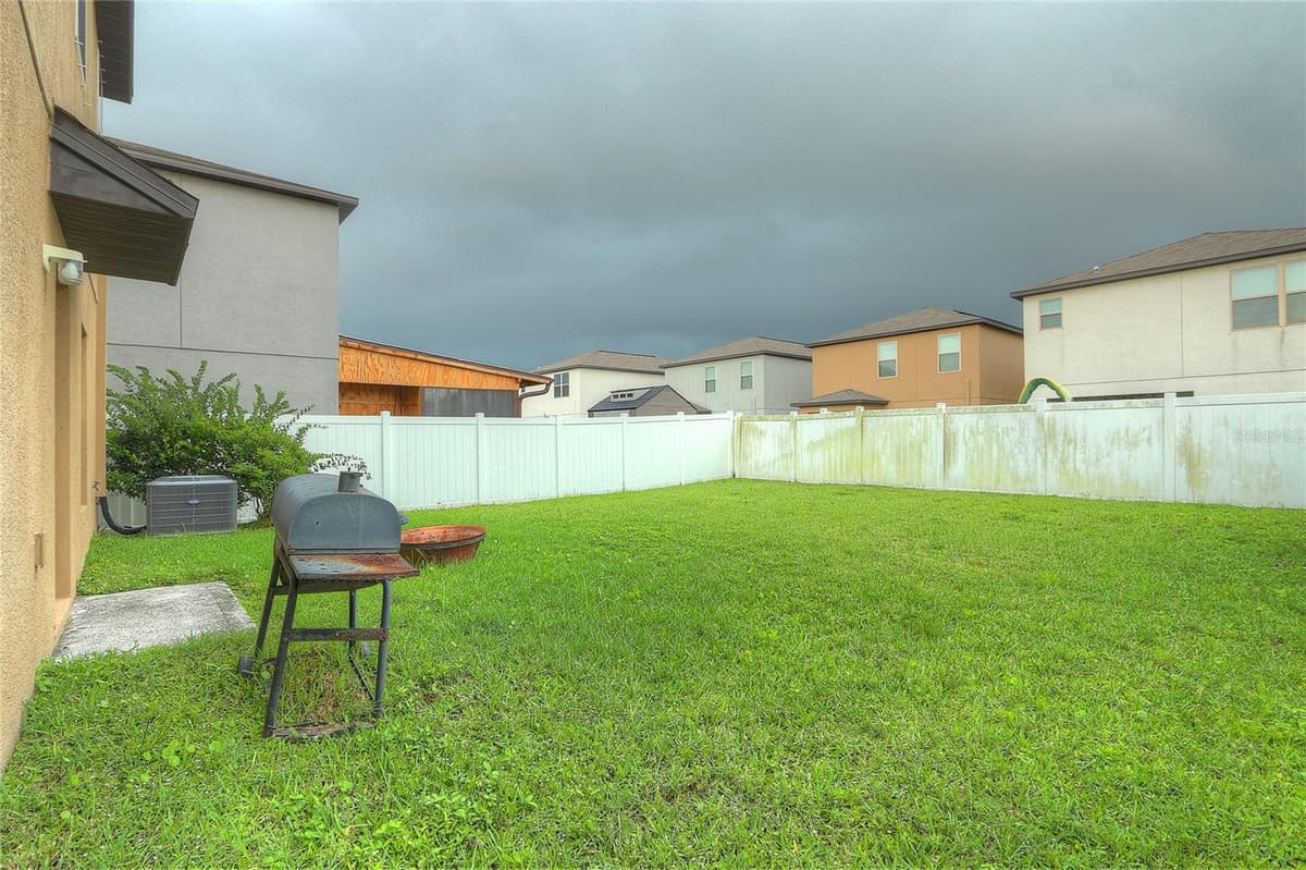 7217 RONNIE GARDENS COURT — photo 35 of 38
