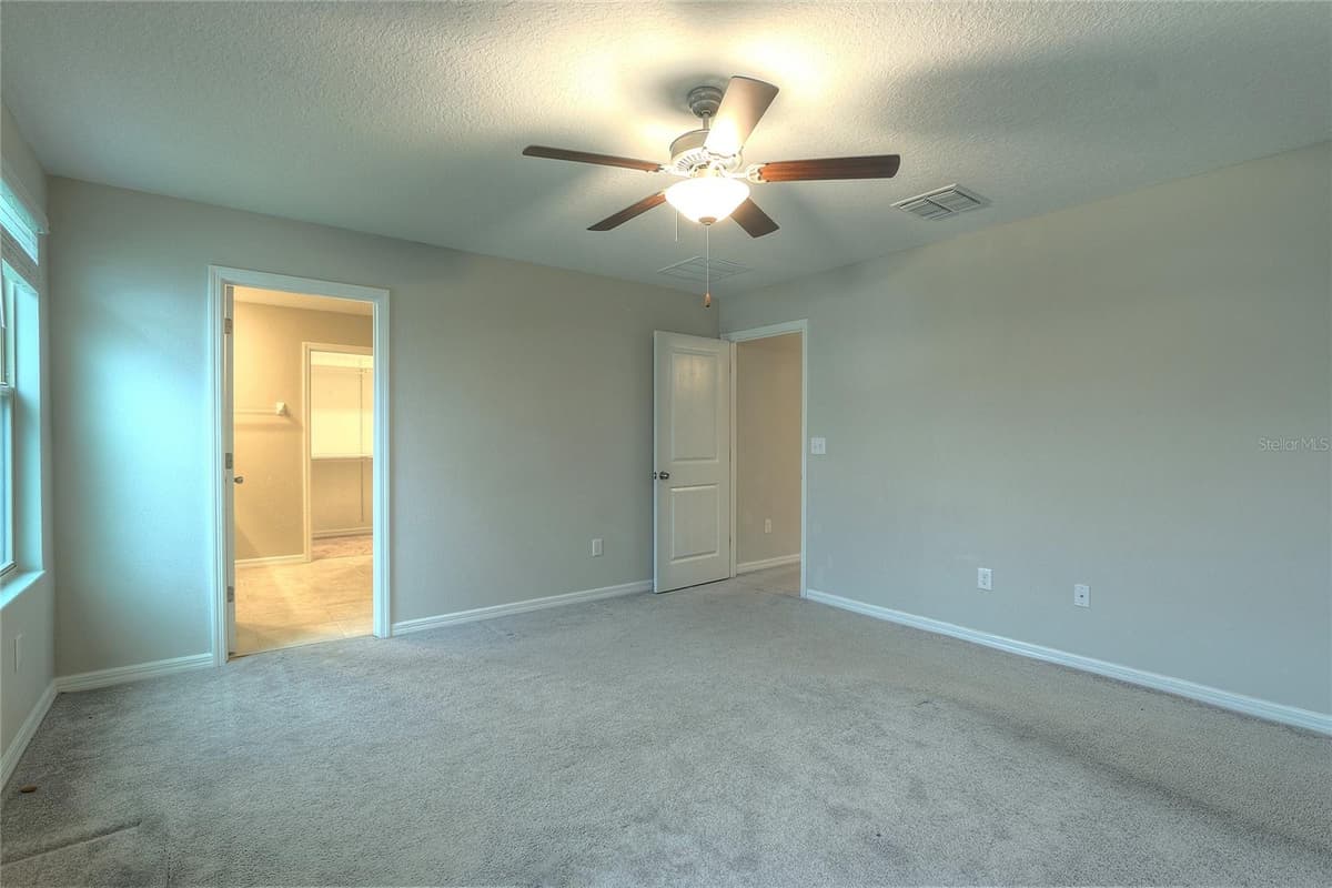 7217 RONNIE GARDENS COURT — photo 18 of 38