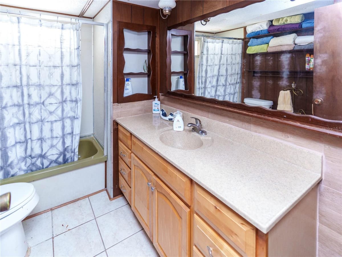 5539 OAK RIDGE AVENUE — photo 5 of 14