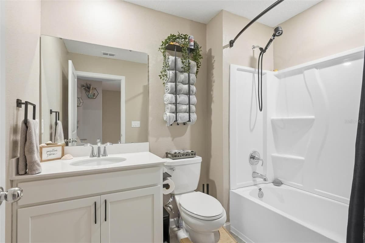6893 GABLE GROVE AVENUE — photo 11 of 21