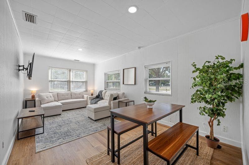 4409 PEARL AVENUE — photo 10 of 25