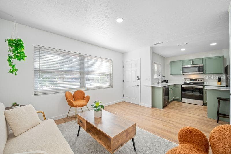 4409 PEARL AVENUE — photo 5 of 25