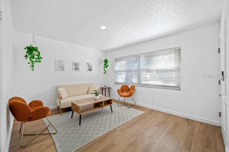 4409 PEARL AVENUE — photo 4 of 25