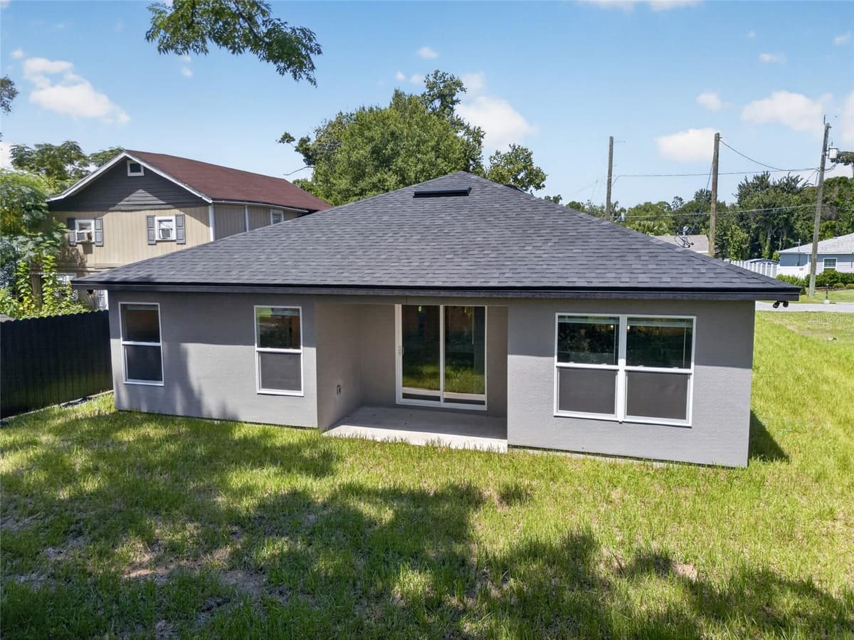 2225 MCCARTHY AVENUE — photo 40 of 47