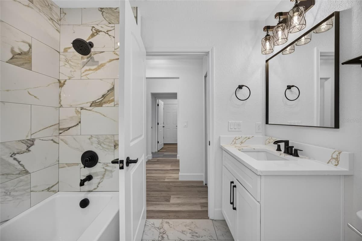2225 MCCARTHY AVENUE — photo 13 of 47