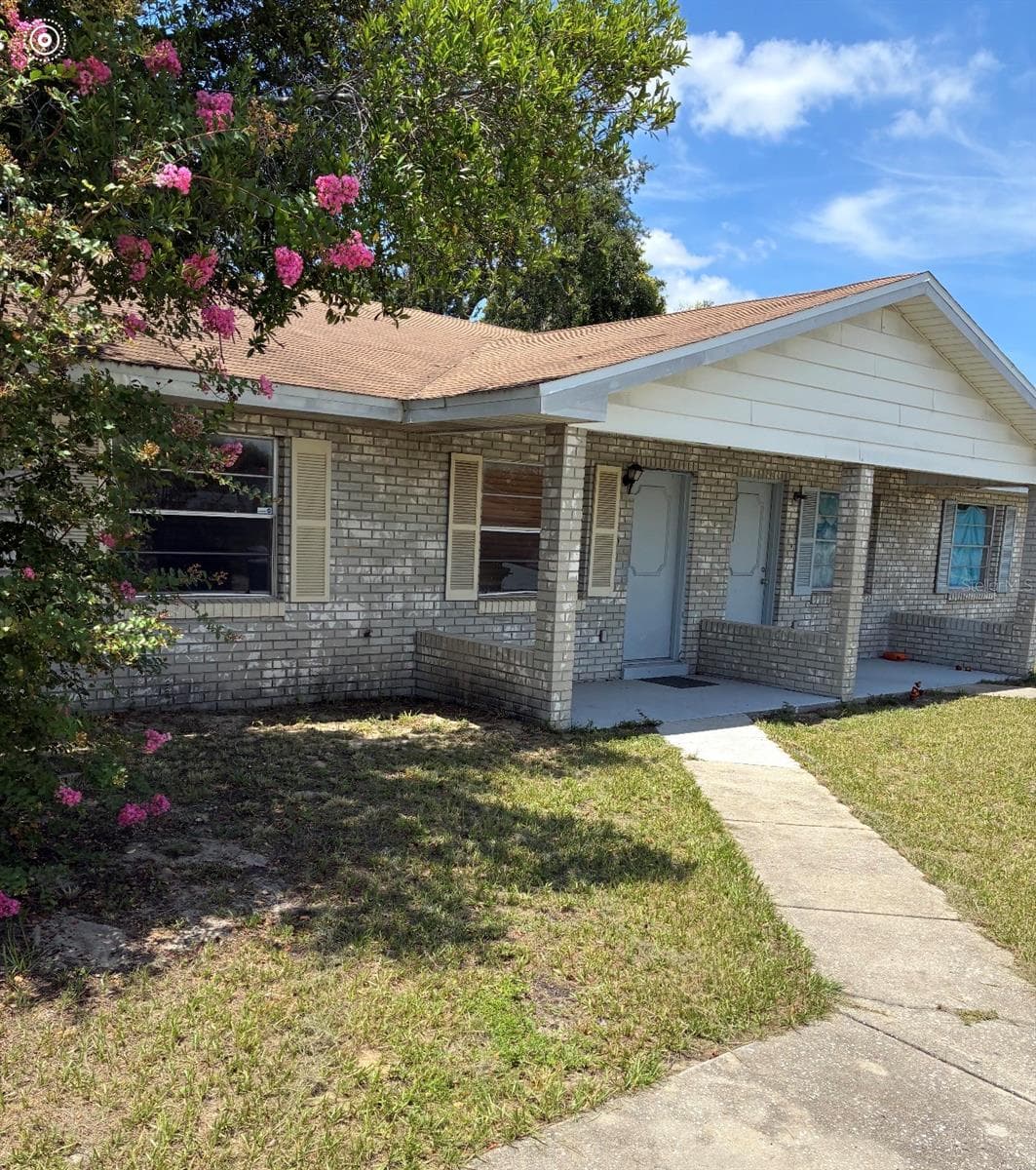 845 CHAR MIL AVENUE — photo 1 of 6