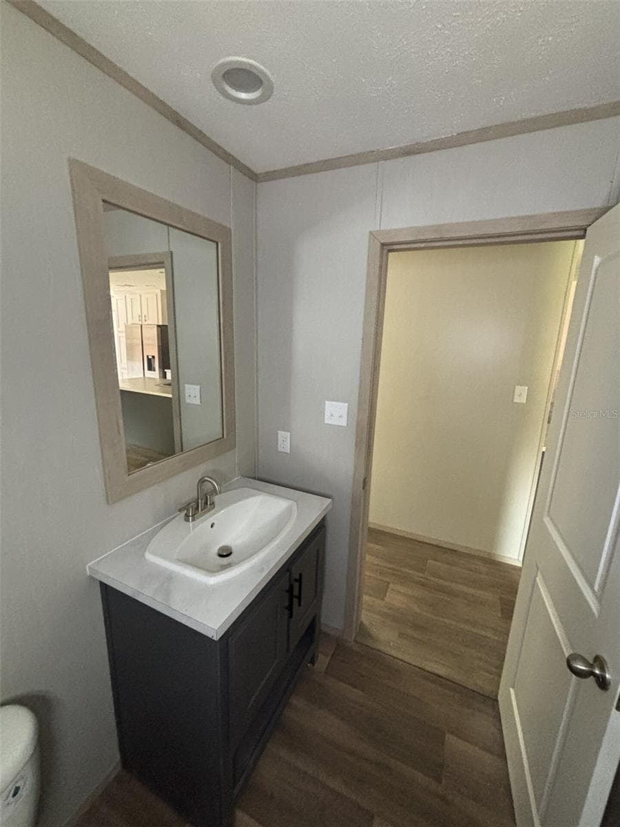 175 SMITH STREET — photo 13 of 41
