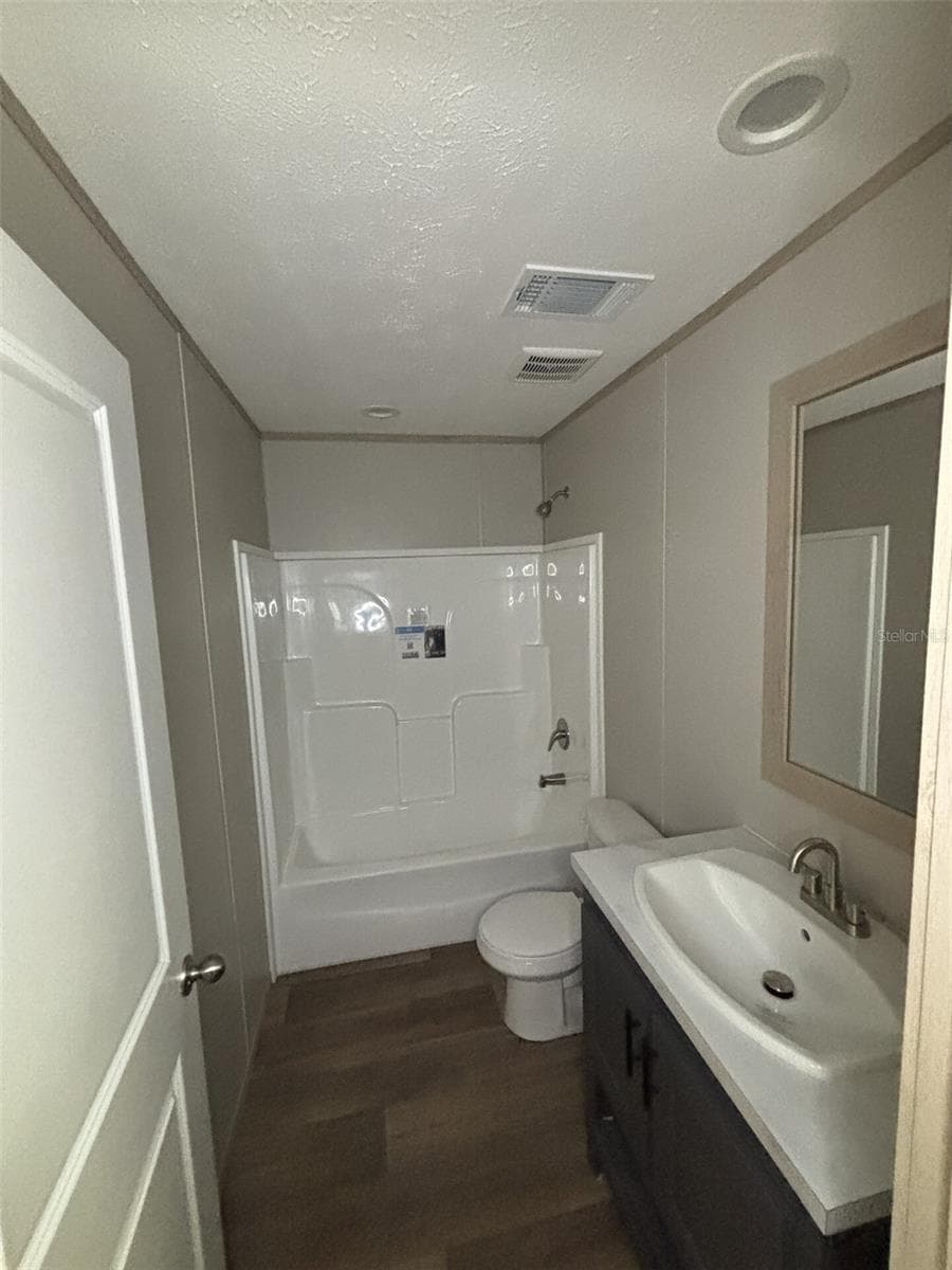 175 SMITH STREET — photo 12 of 41