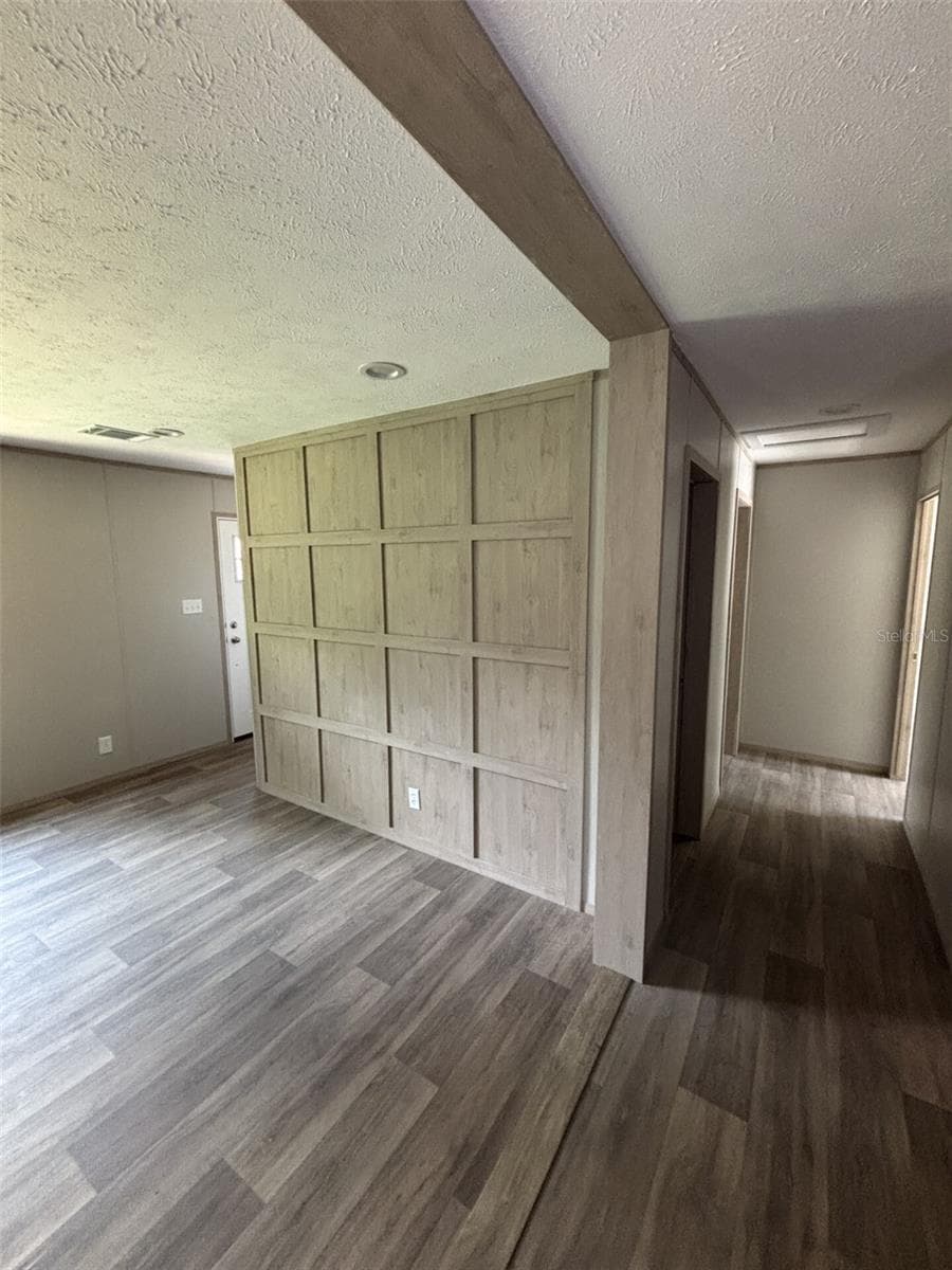 175 SMITH STREET — photo 4 of 41