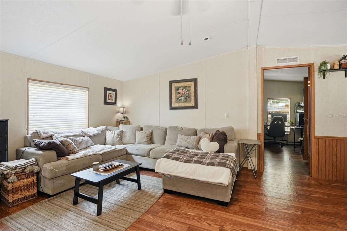 15620 HAYS ROAD — photo 48 of 85