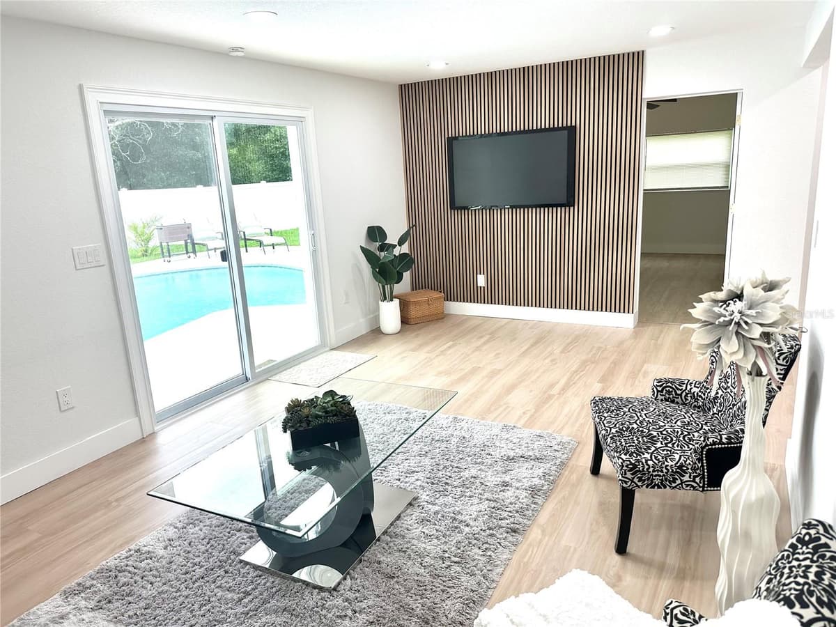 11785 108TH AVENUE — photo 13 of 33