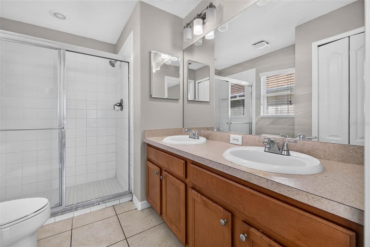 10717 SHADY PRESERVE DRIVE — photo 17 of 31