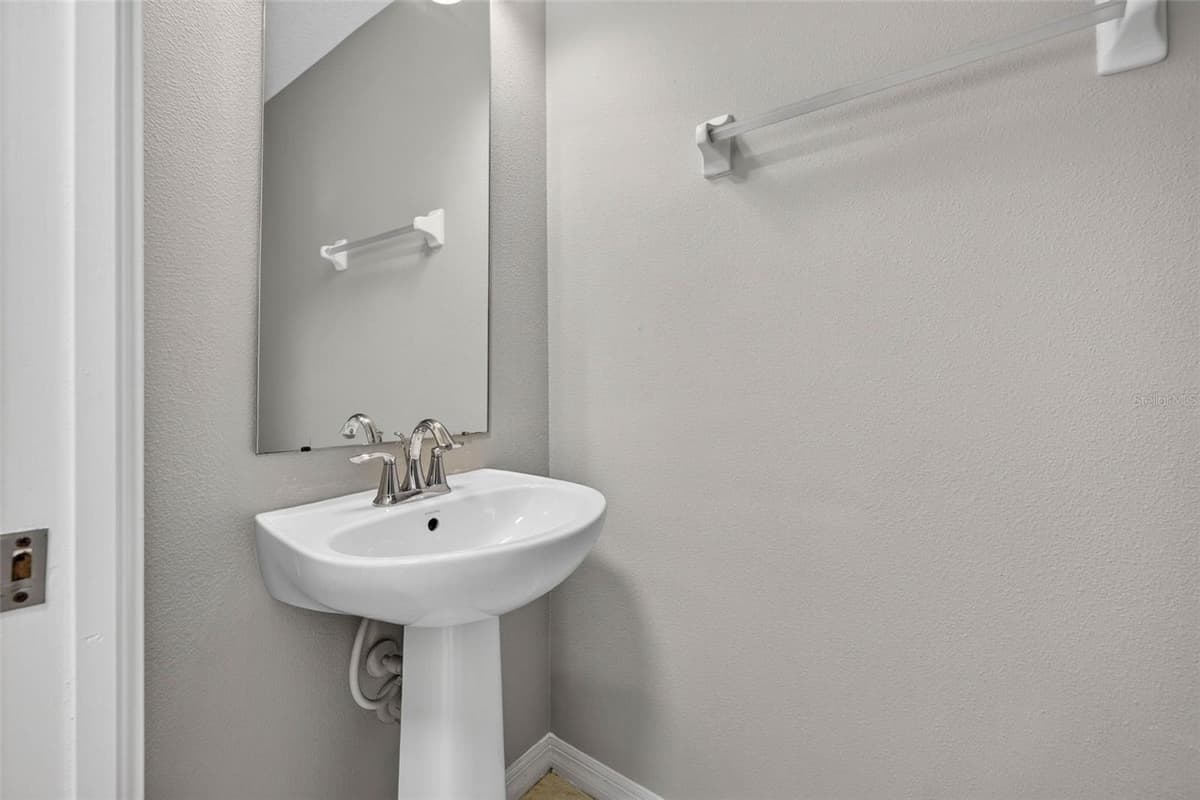 10717 SHADY PRESERVE DRIVE — photo 19 of 31