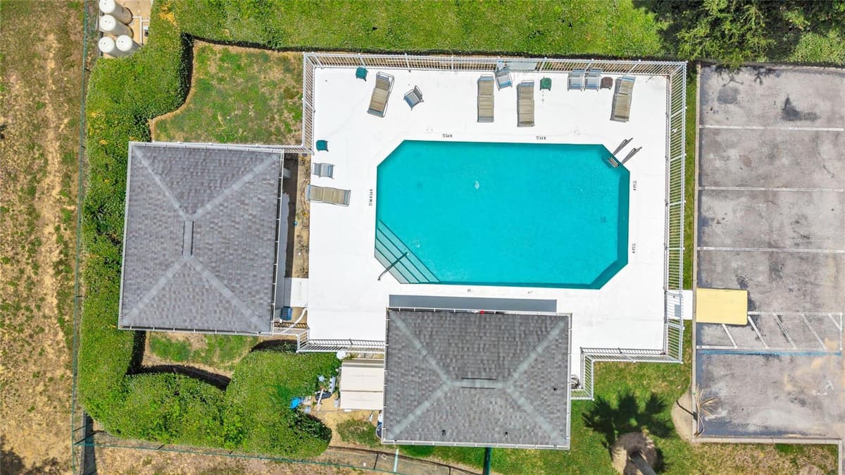 648 HARBOR VILLA COURT — photo 44 of 47