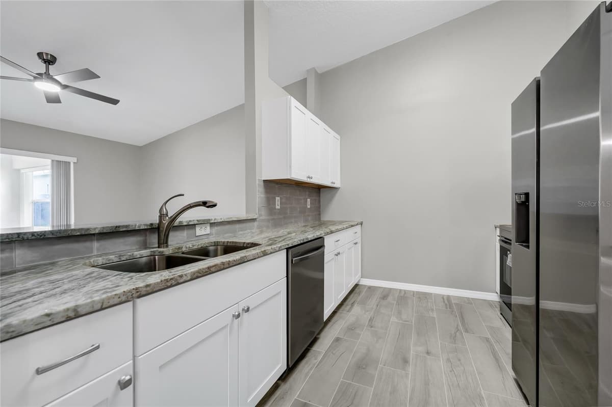 648 HARBOR VILLA COURT — photo 12 of 47