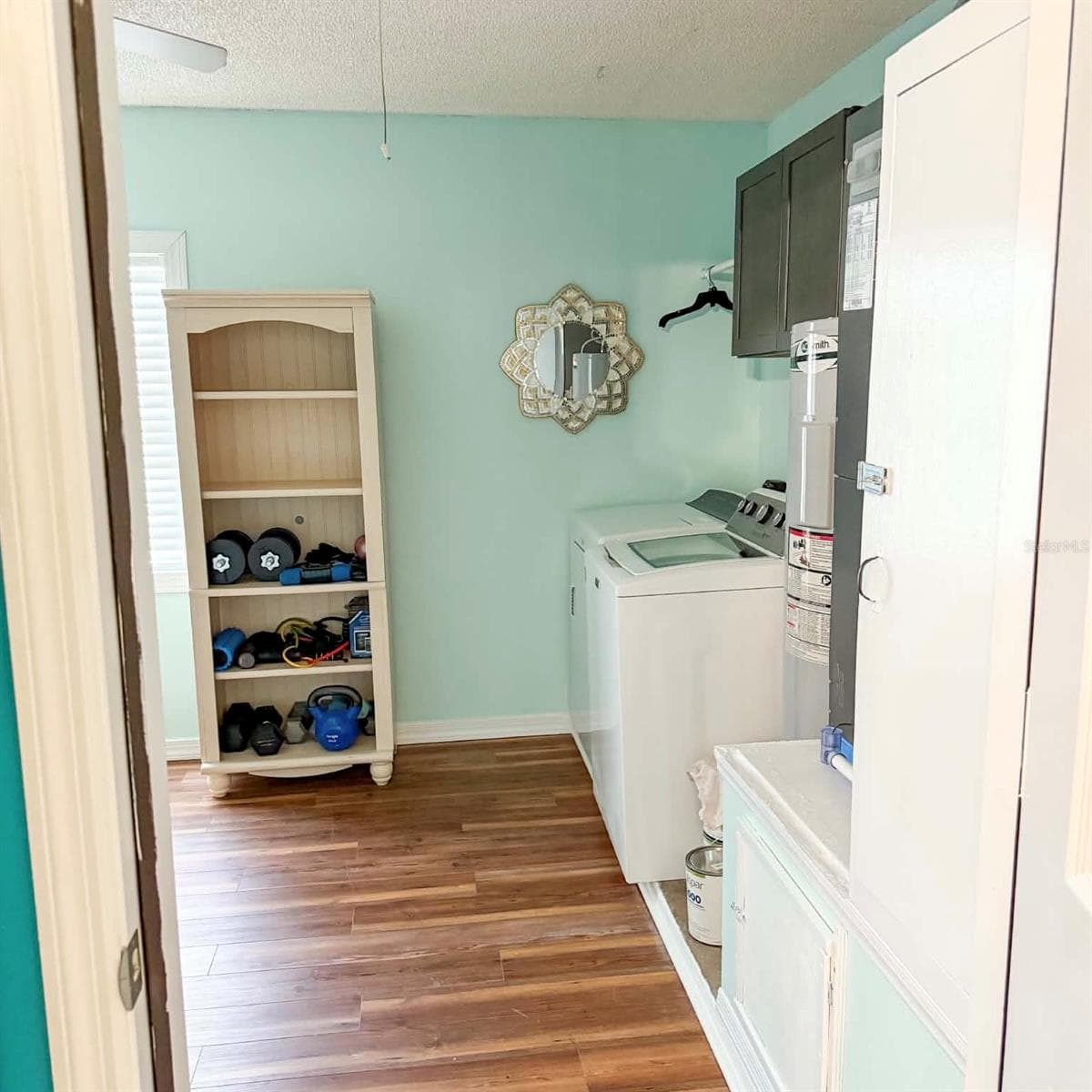 1580 DORSET DRIVE — photo 9 of 15