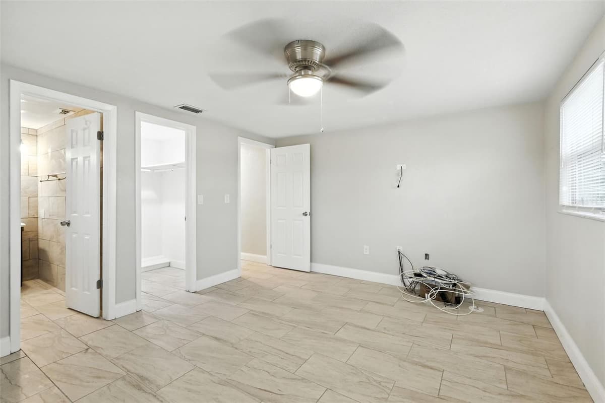 9239 PALM AVENUE — photo 9 of 22