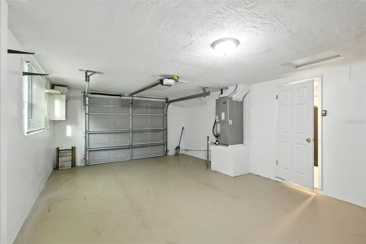 9239 PALM AVENUE — photo 21 of 22
