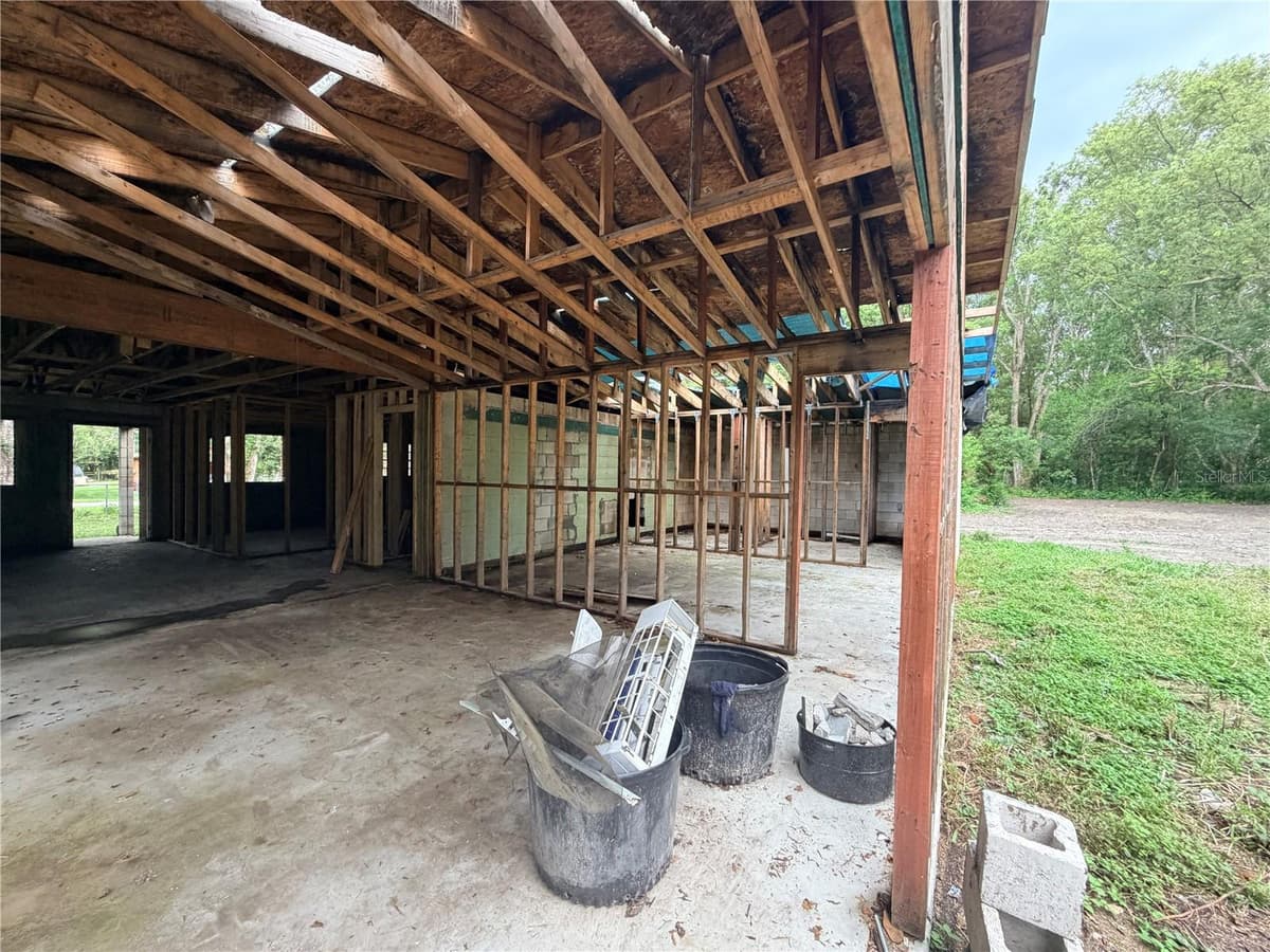 343 LINCOLN AVENUE — photo 25 of 39