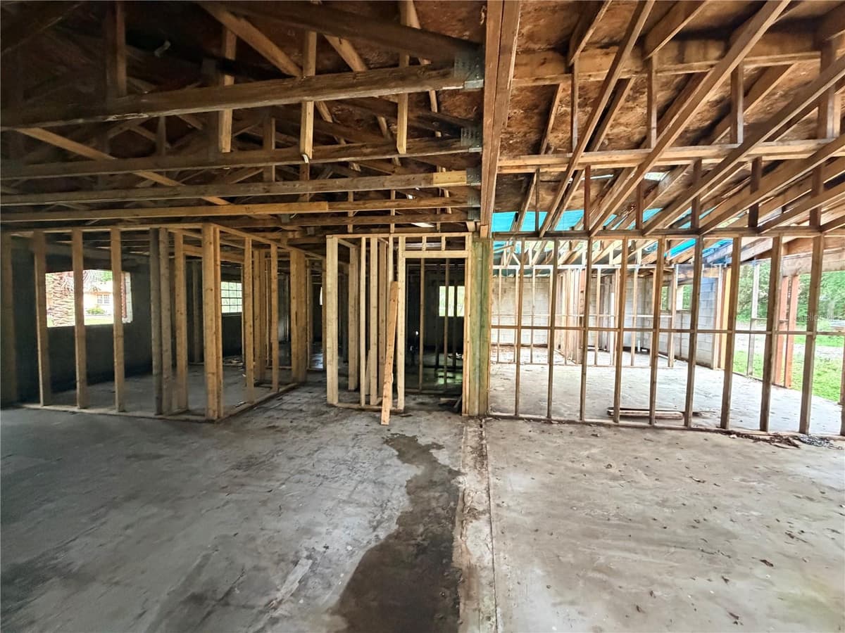 343 LINCOLN AVENUE — photo 28 of 39
