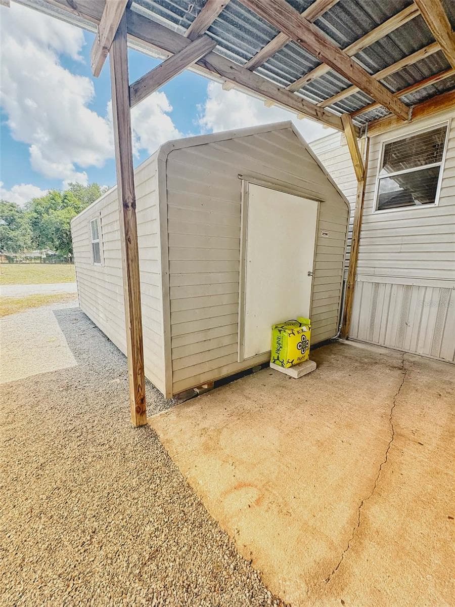 612 MORGAN ROAD — photo 37 of 38