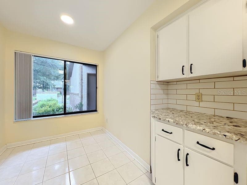 340 GOLFSIDE COVE — photo 9 of 30