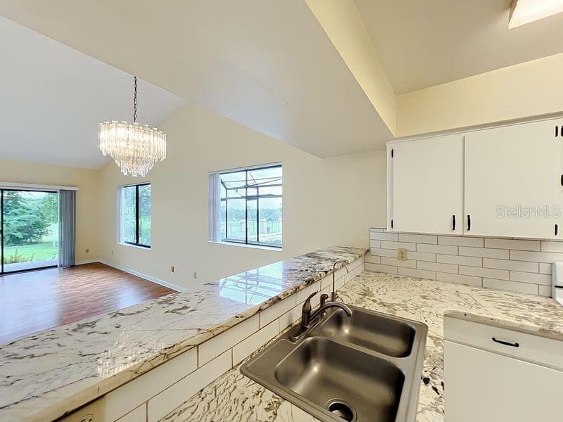 340 GOLFSIDE COVE — photo 11 of 30