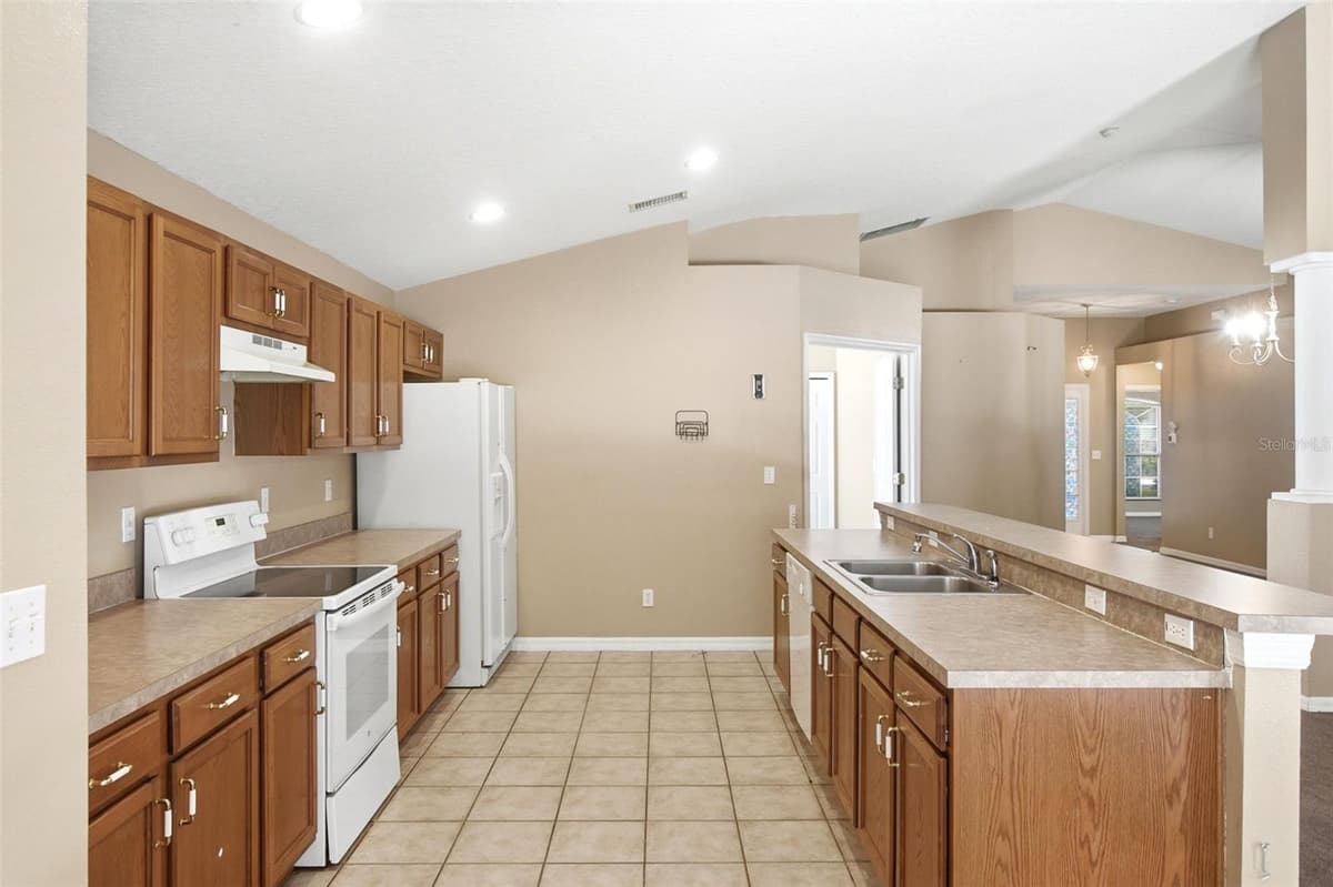 2255 MERRY ROAD — photo 14 of 39