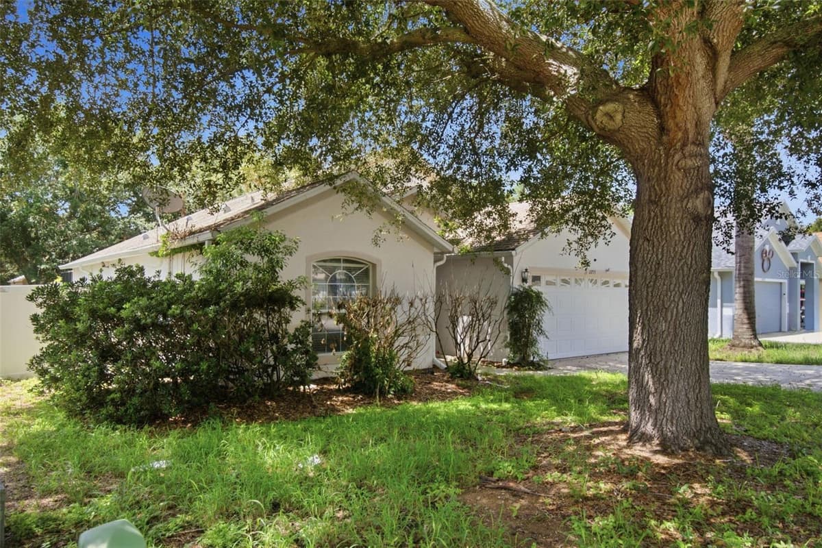 2255 MERRY ROAD — photo 3 of 39