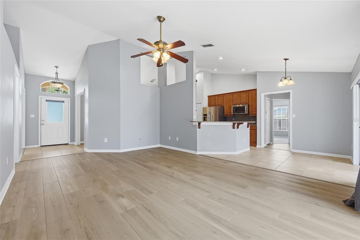 13842 GREATER PINES BOULEVARD — photo 19 of 69